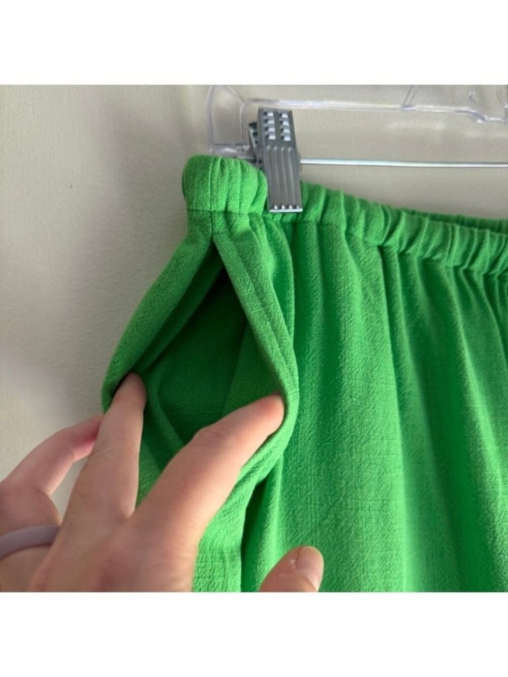 Women's Green Drawstring Waist Midi Skirtπ - Picture 2 of 2
